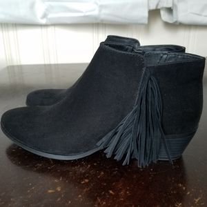 CIRCUS BY SAM EDLEMAN Black Women Booties